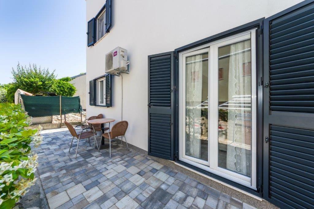 Apartmani Paradise 佩特坎内 外观 照片