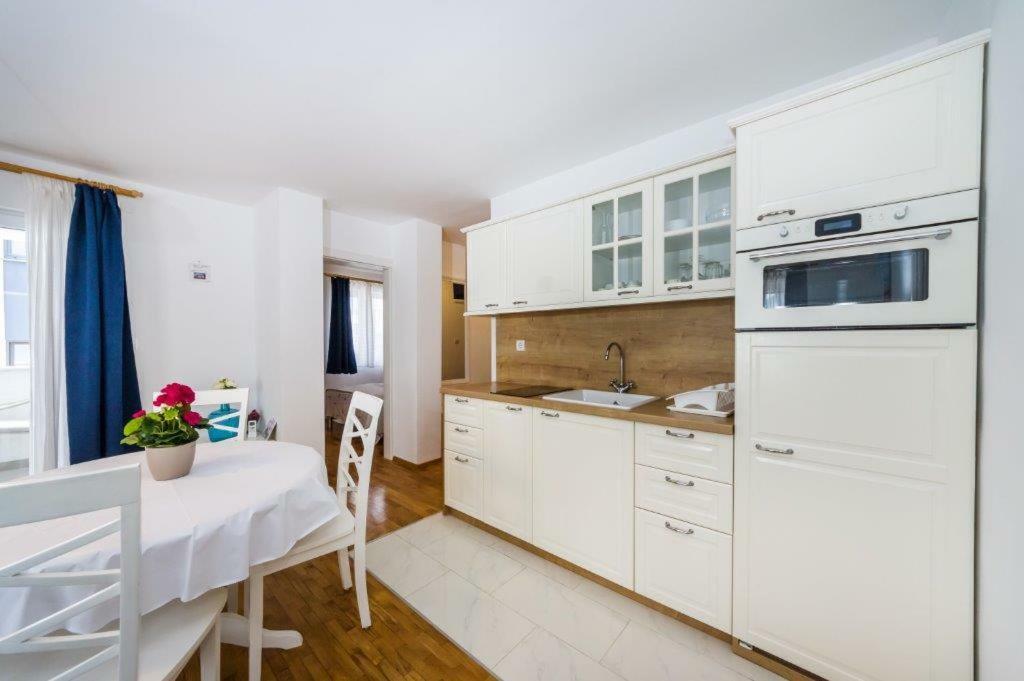 Apartmani Paradise 佩特坎内 外观 照片