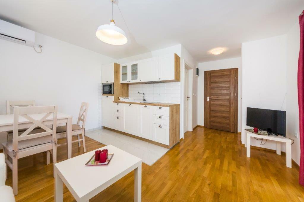 Apartmani Paradise 佩特坎内 外观 照片