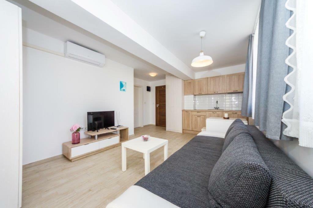 Apartmani Paradise 佩特坎内 外观 照片