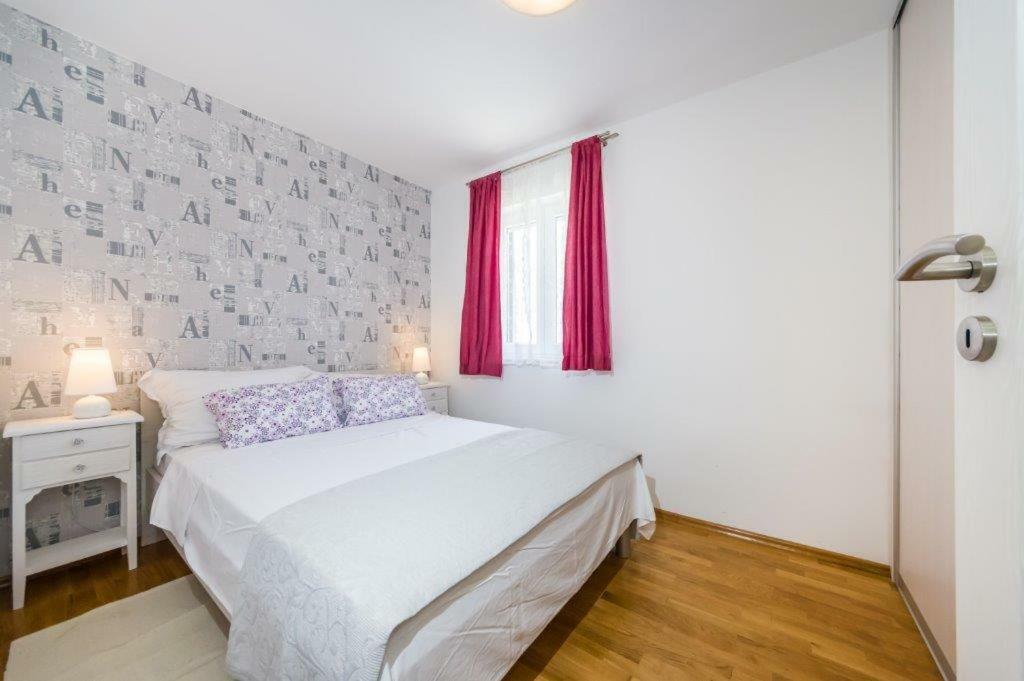 Apartmani Paradise 佩特坎内 外观 照片
