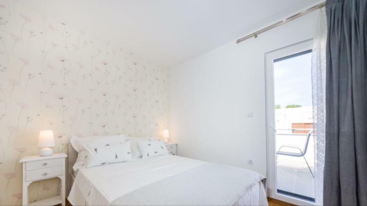 Apartmani Paradise 佩特坎内 外观 照片