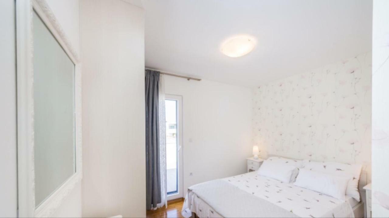 Apartmani Paradise 佩特坎内 外观 照片