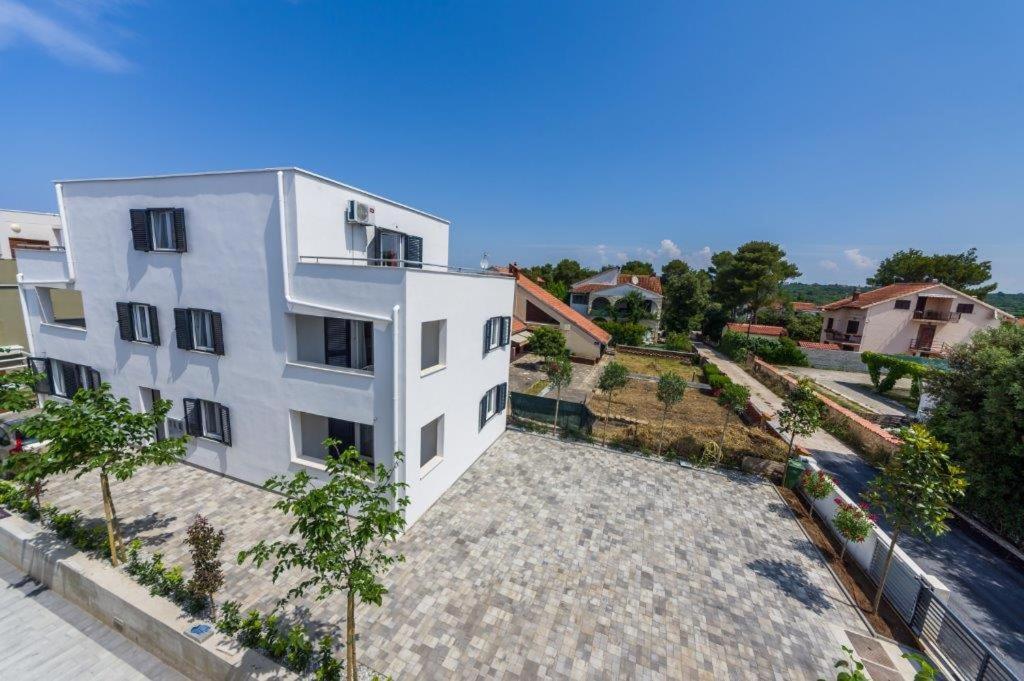 Apartmani Paradise 佩特坎内 外观 照片